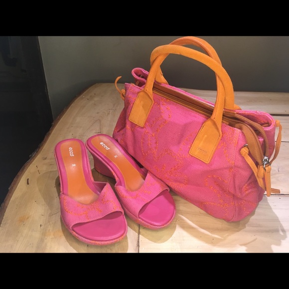 Matching Purse and Shoes! 👠 - Picture 2 of 5